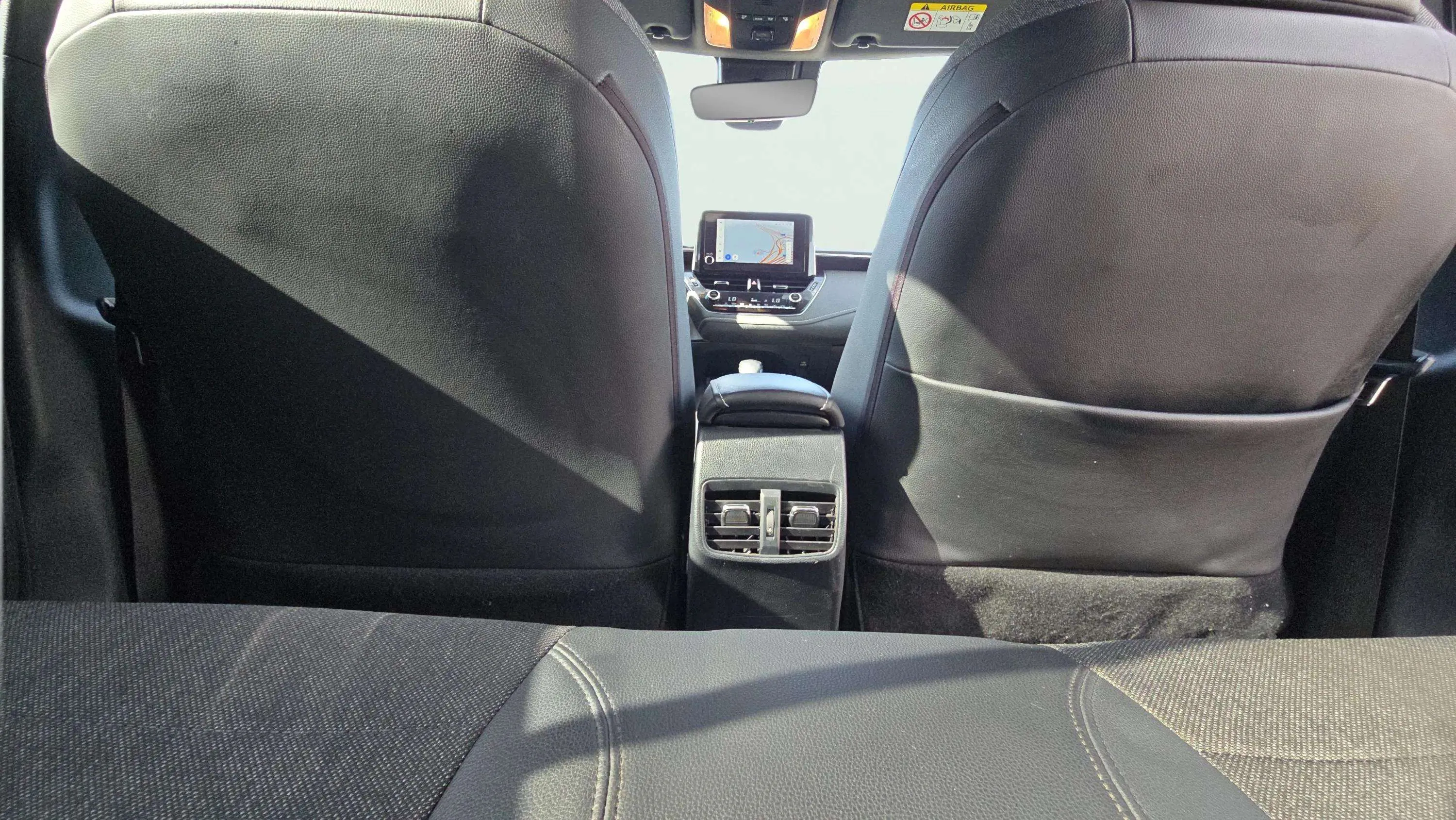 Toyota Corolla 2.0 180H Style E-CVT Touring Sport - foto 26