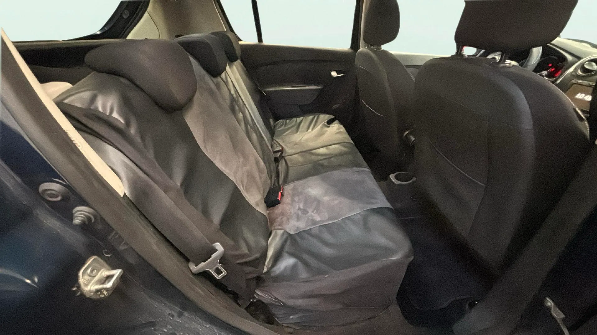 Dacia Sandero Comfort TCe - foto 16