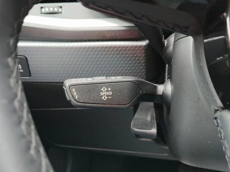 Audi A1 Sportback Adrenalin 30 TFSI S tron - foto 24