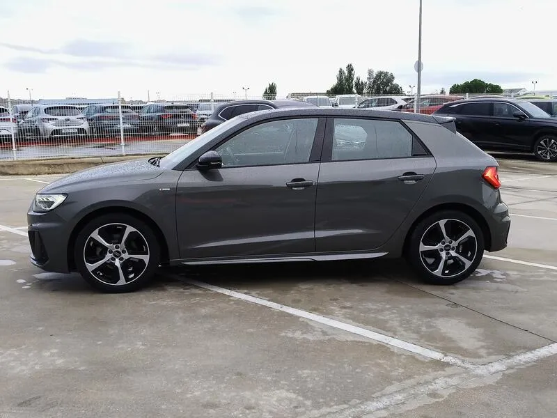 Audi A1 Sportback Adrenalin 30 TFSI S tron - foto 3