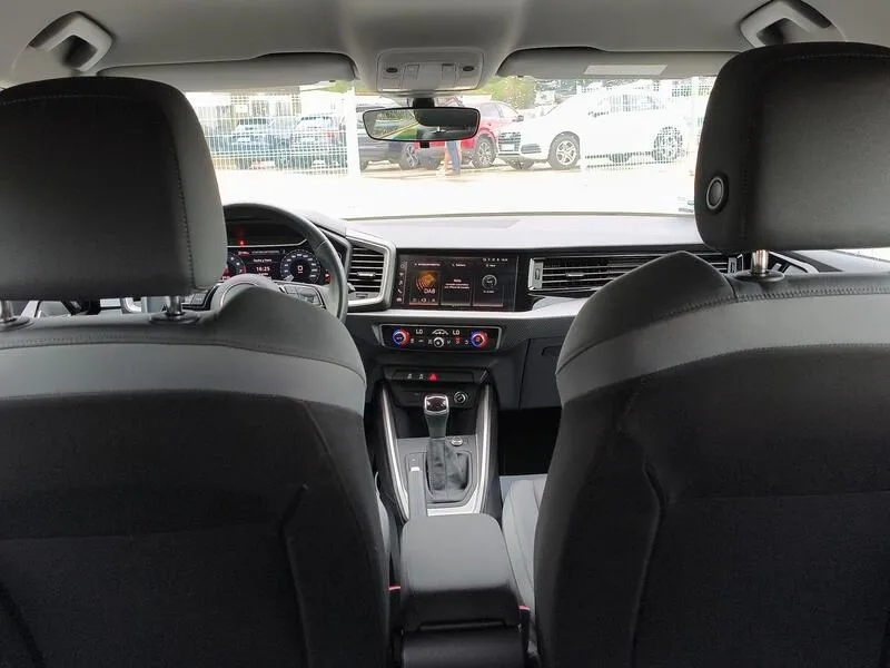 Audi A1 Sportback Adrenalin 30 TFSI S tron - foto 37
