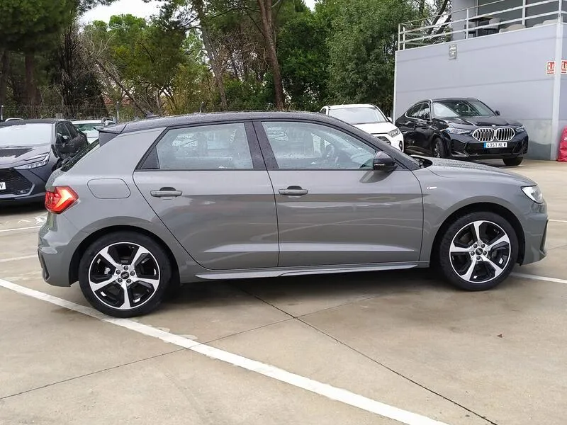 Audi A1 Sportback Adrenalin 30 TFSI S tron - foto 7