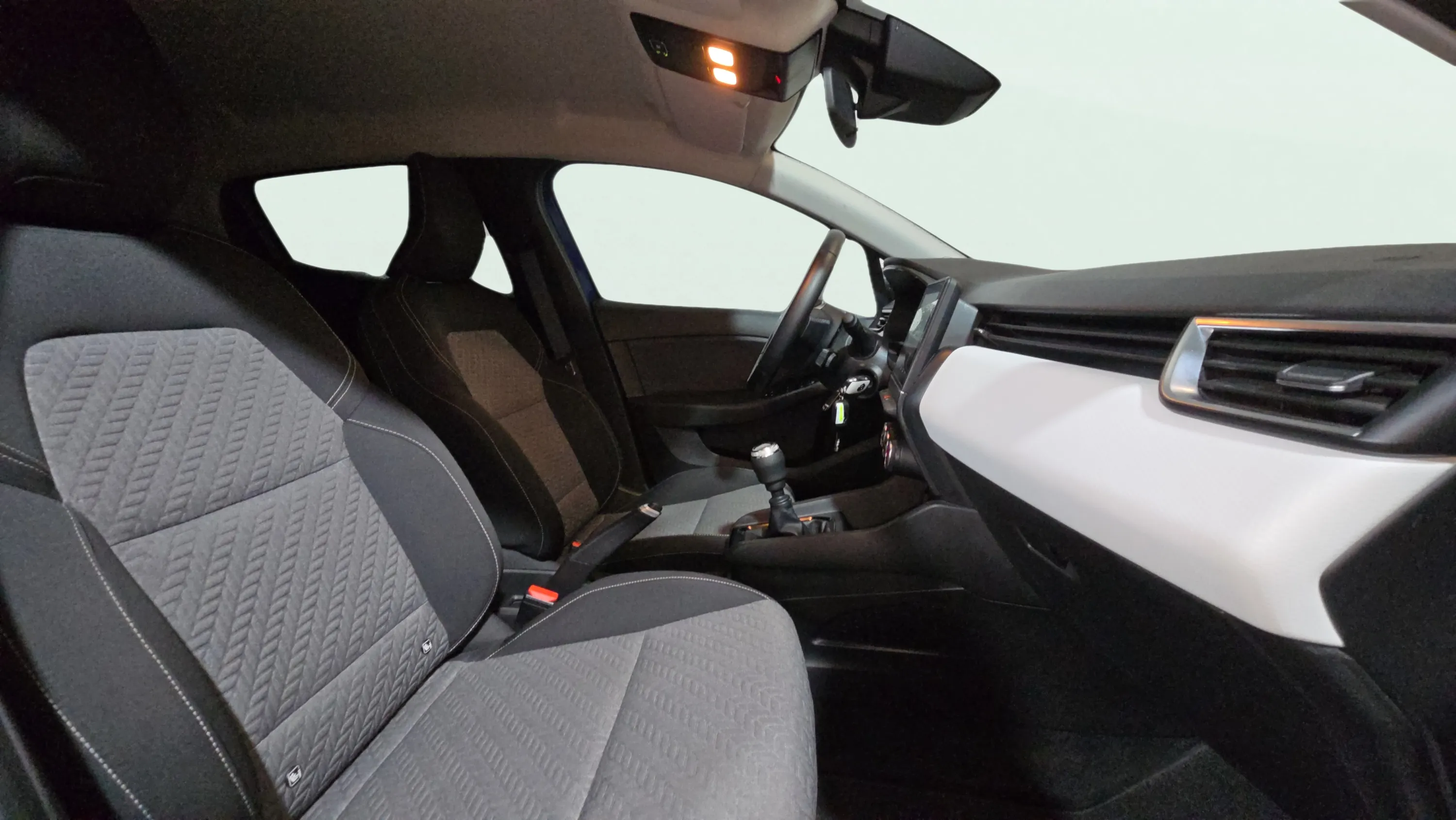 Renault Clio Evolution TCe - foto 18