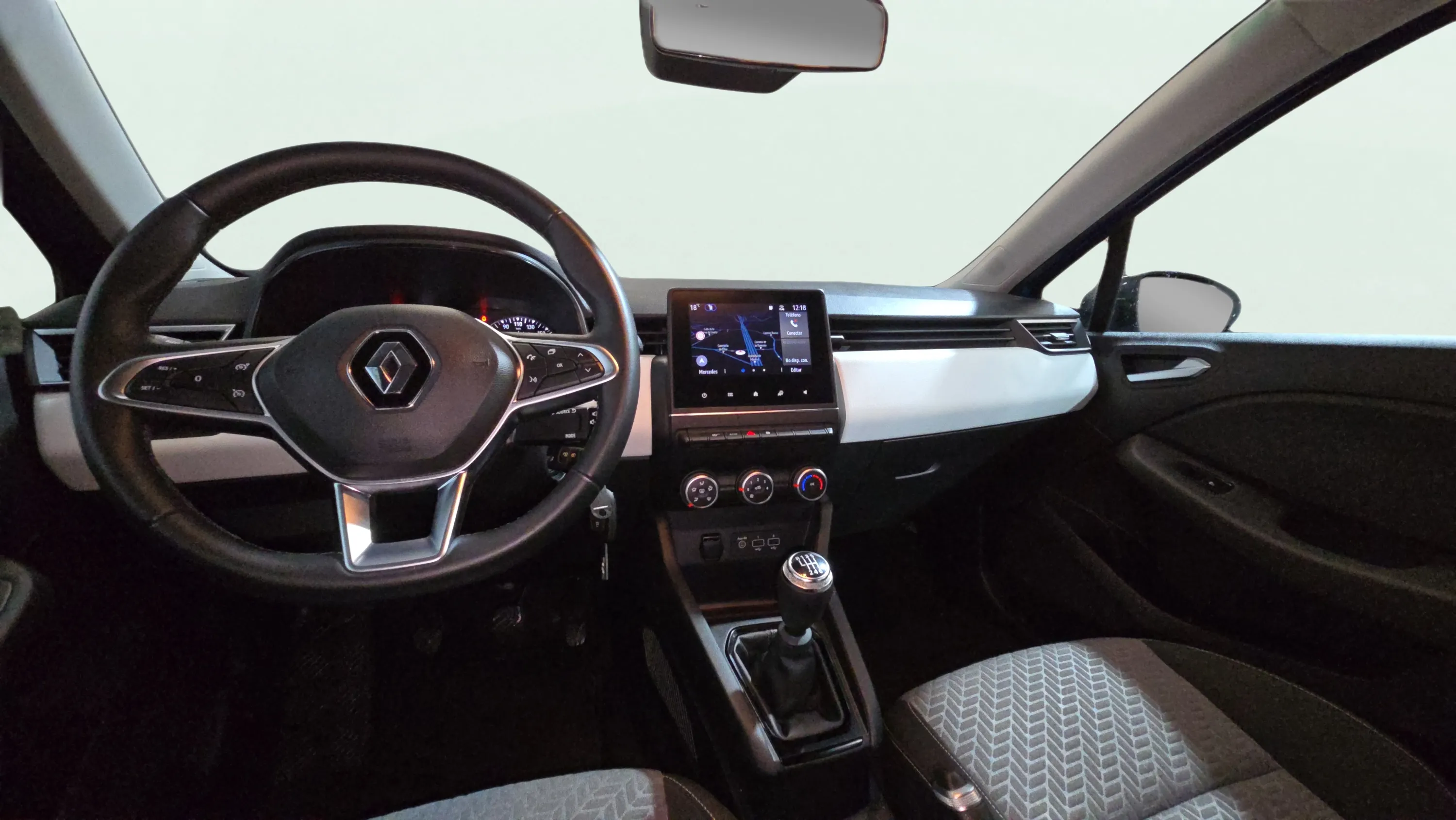 Renault Clio Evolution TCe - foto 10