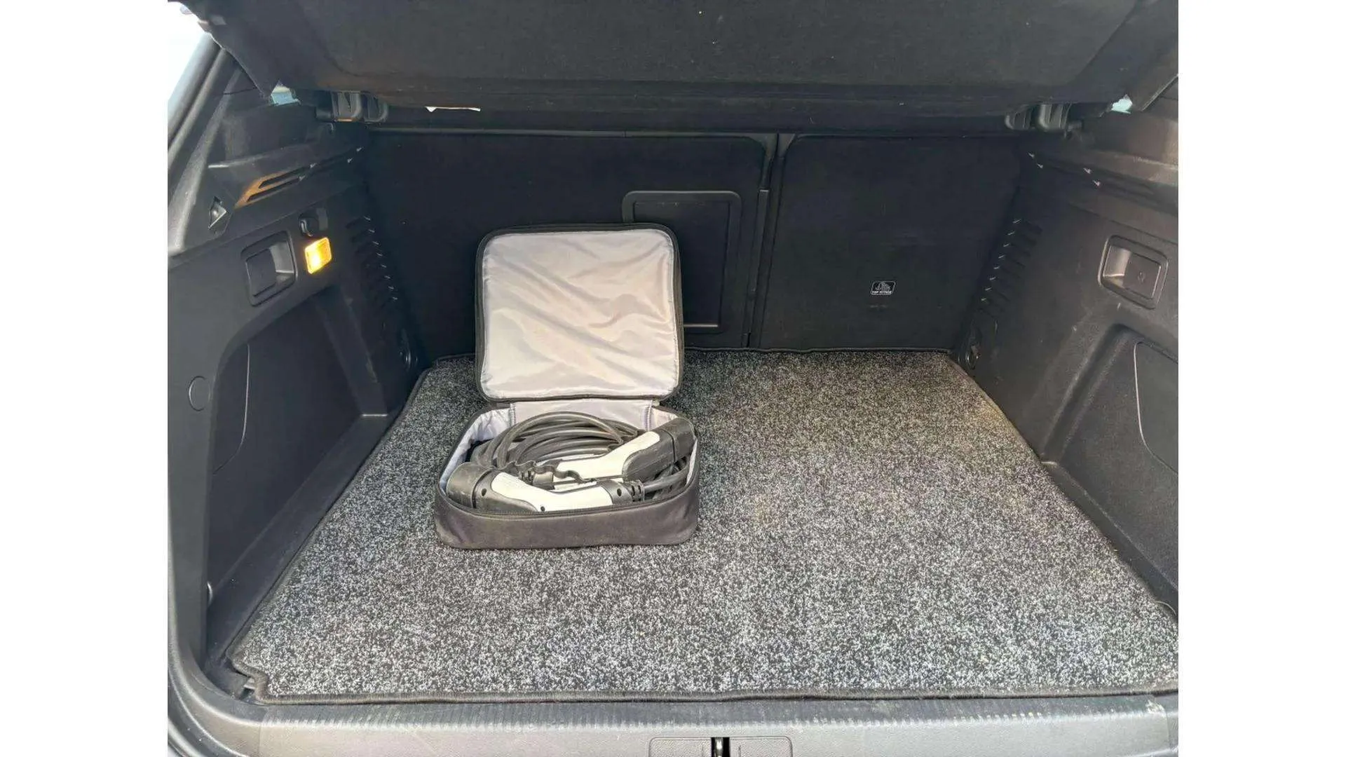 Peugeot 3008 180 e-EAT8 Active Pack - foto 11