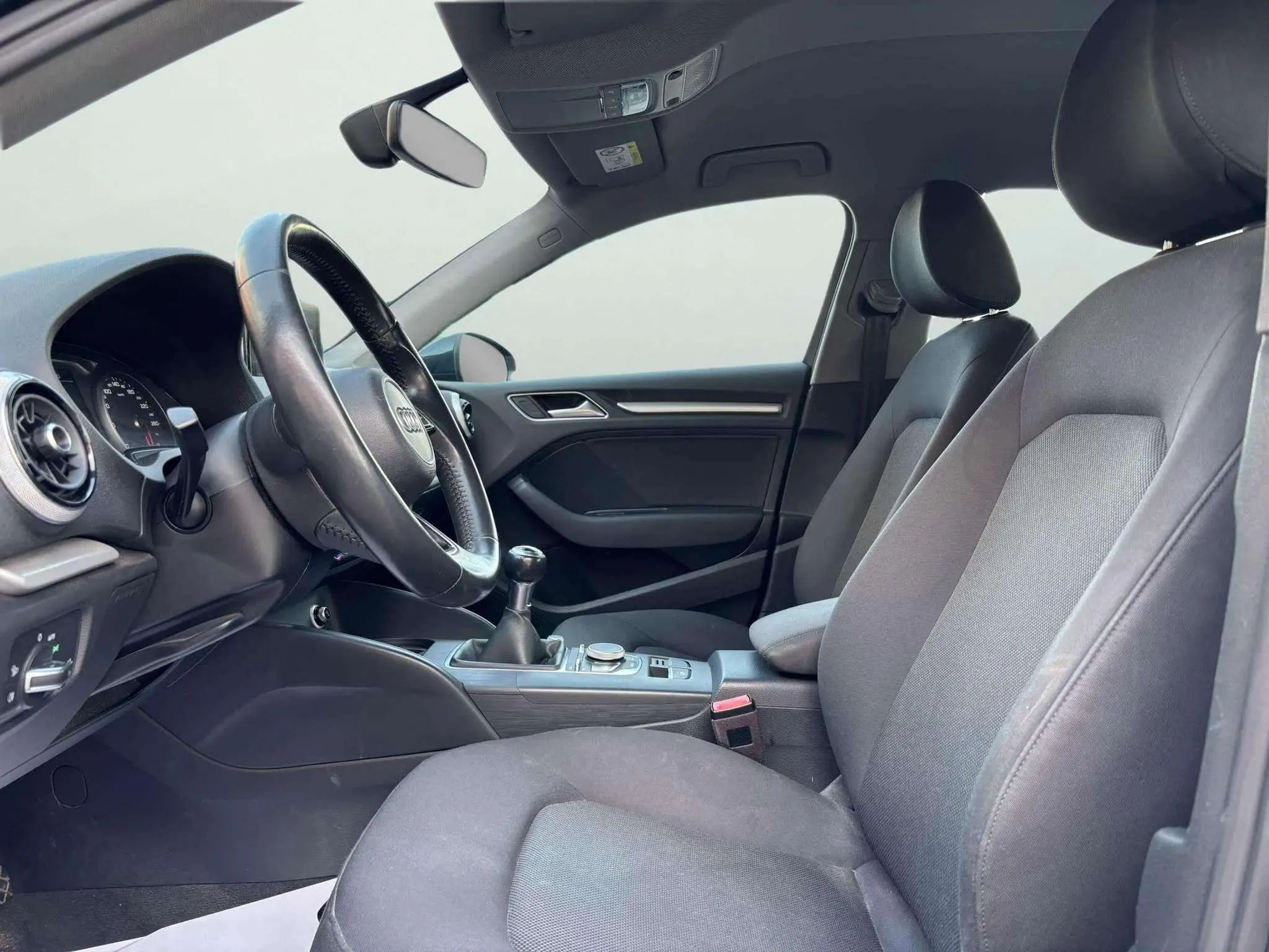 Audi A3 Sedan 30 TDI - foto 11