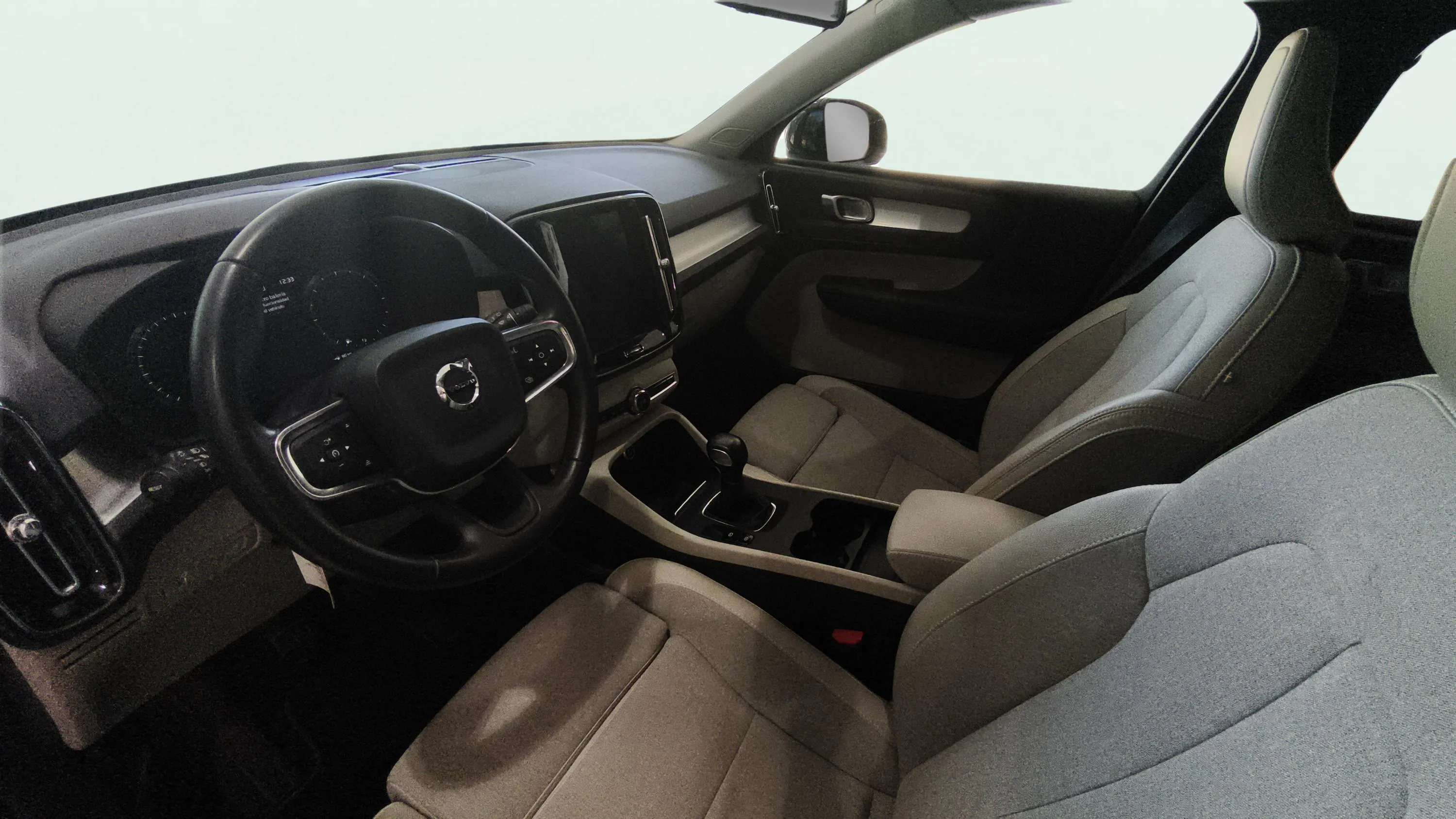 Volvo XC40 2.0 D3 - foto 6