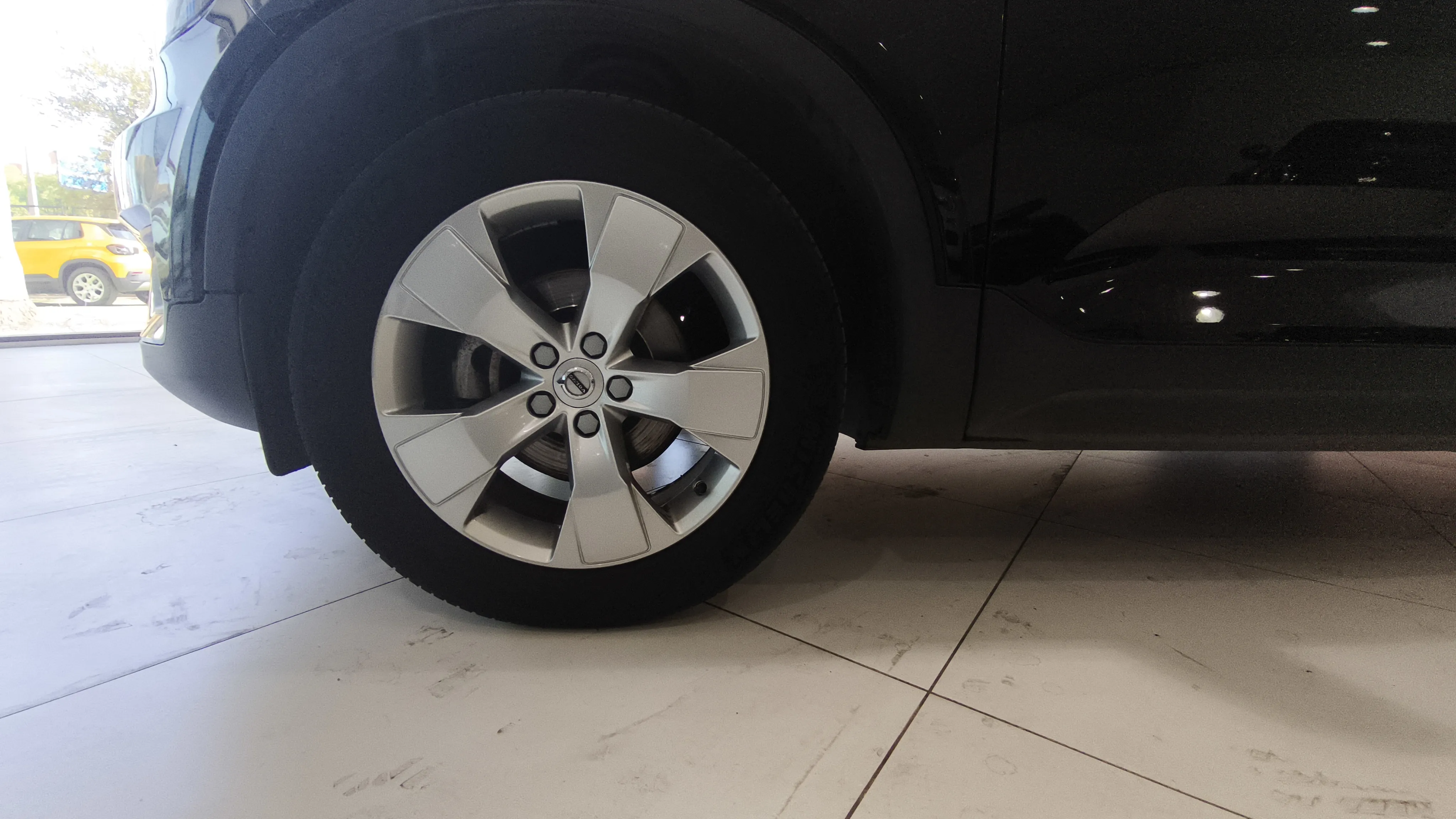 Volvo XC40 2.0 D3 - foto 19