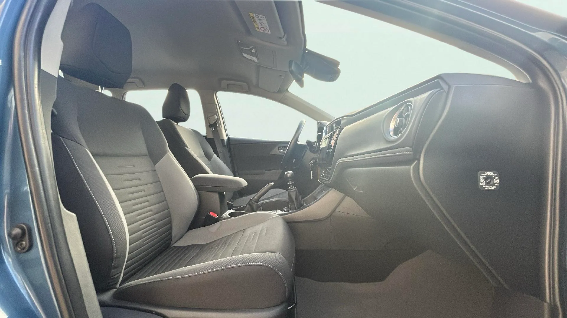 Toyota Auris 1.2 120T Active - foto 23