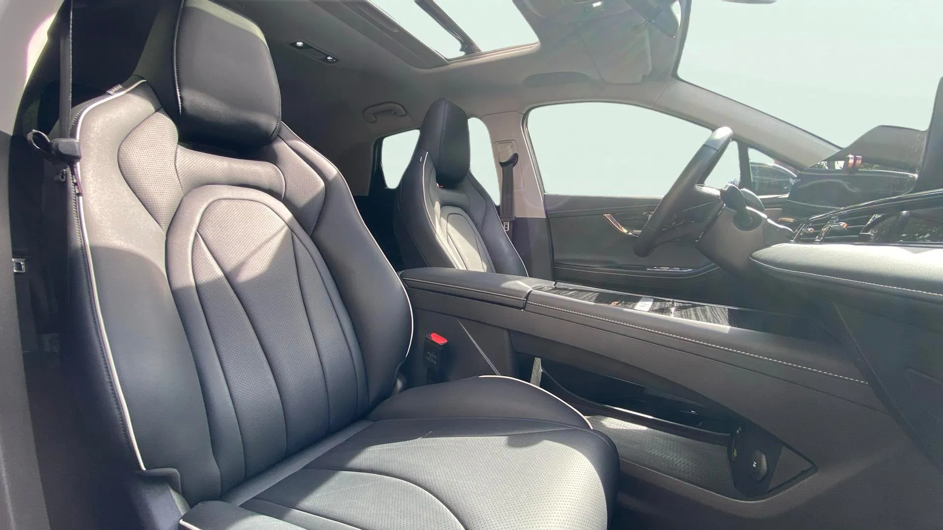 Omoda 5 Premium 1.6 T-GDi - foto 22