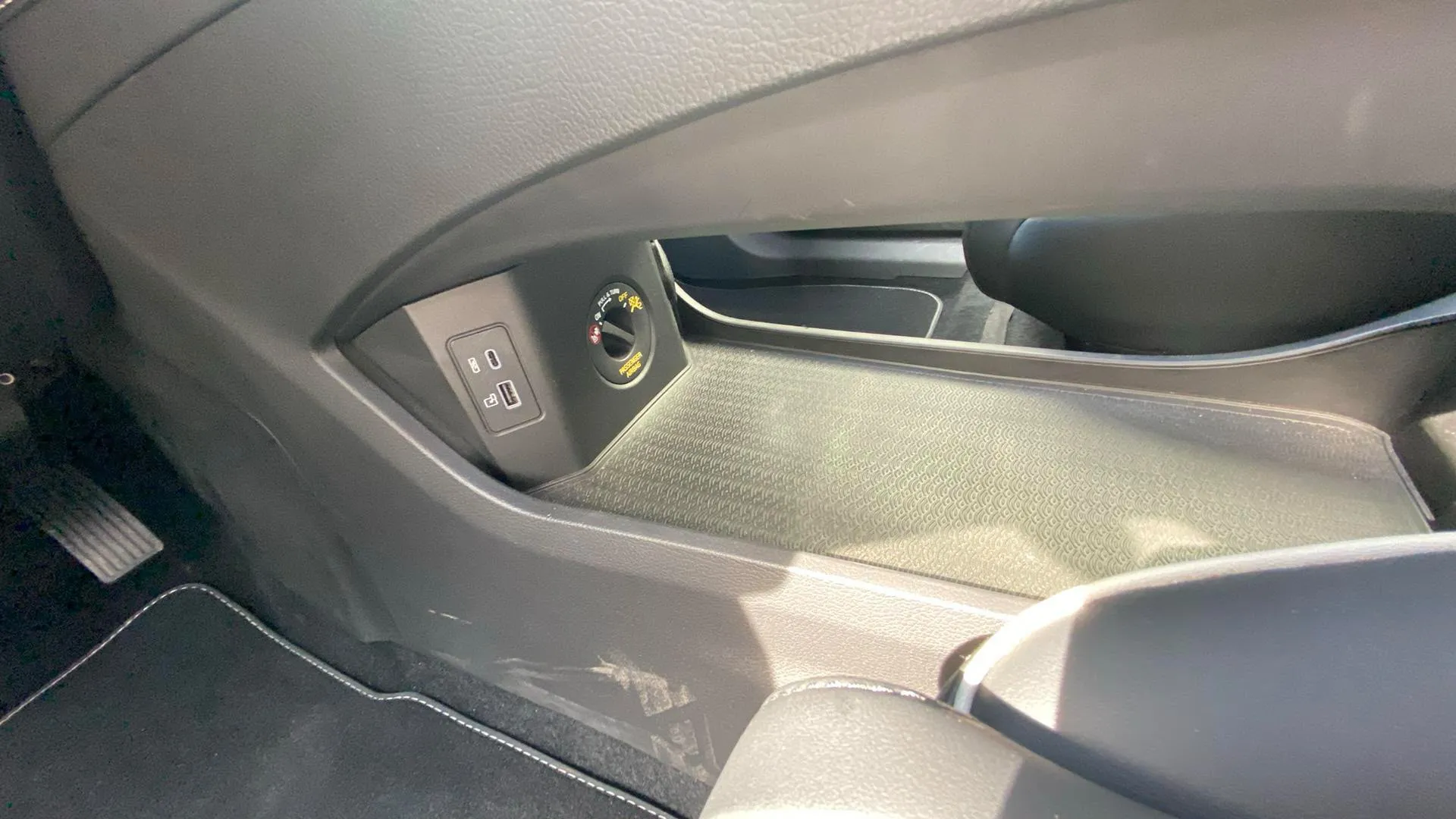 Omoda 5 Premium 1.6 T-GDi - foto 16
