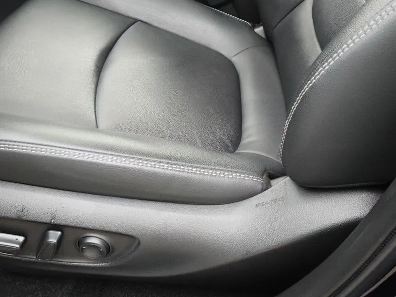 Toyota RAV4 2.5l 220H Luxury - foto 31