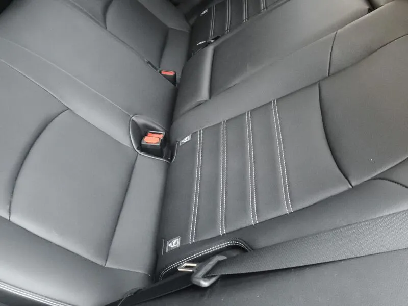 Toyota RAV4 2.5l 220H Luxury - foto 34