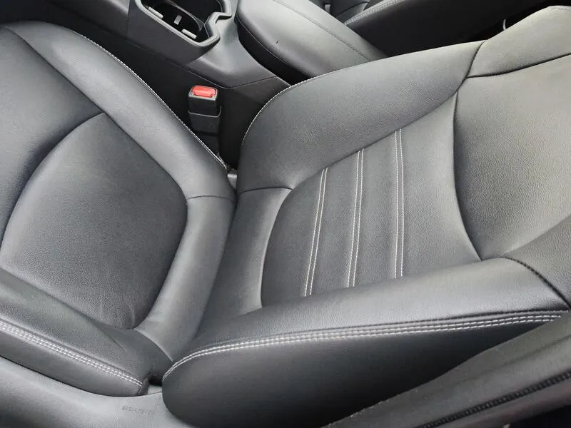 Toyota RAV4 2.5l 220H Luxury - foto 30