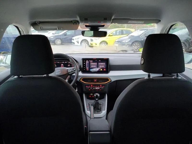 SEAT Arona 1.0 TSI Style Plus - foto 38