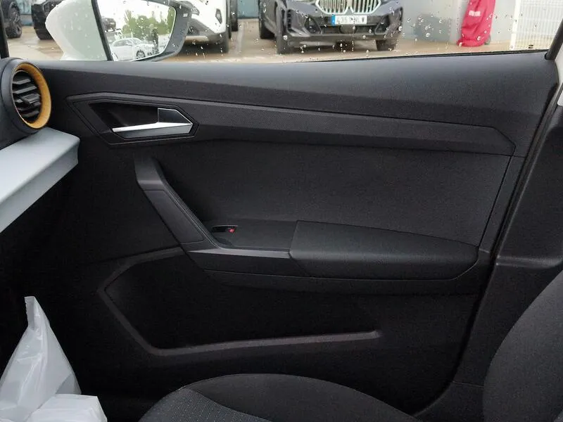 SEAT Arona 1.0 TSI Style Plus - foto 21