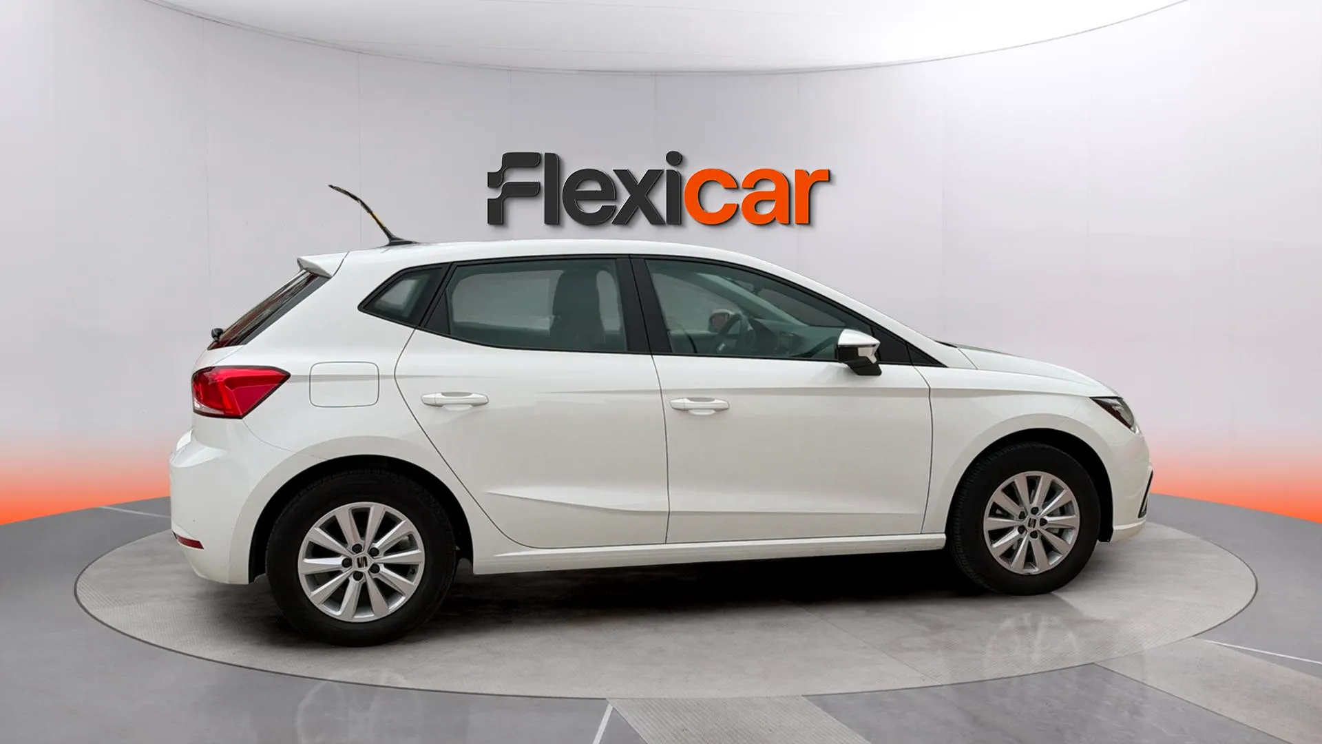 SEAT Ibiza 1.0 MPI Reference Salta - foto 8