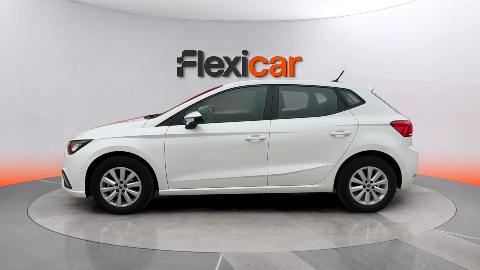 SEAT Ibiza 1.0 MPI Reference Salta - foto 7