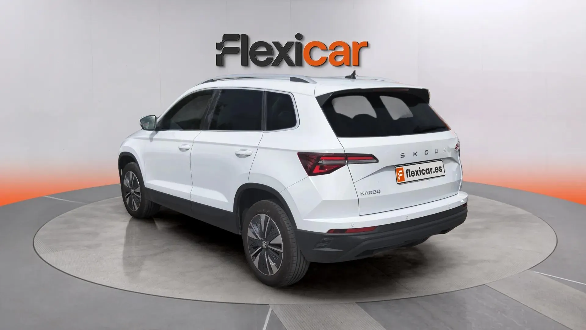 Škoda Karoq 1.0 TSI Selection - foto 6