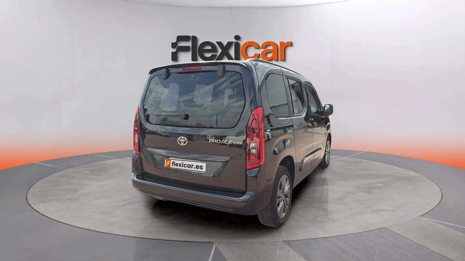 Toyota Proace City Family L1 1.5D Active - foto 4