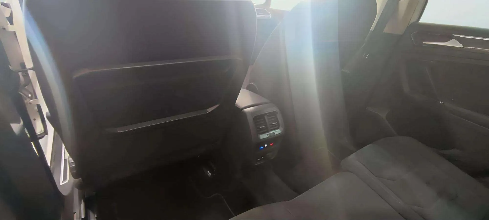 Volkswagen Tiguan Sport 2.0 TDI DSG - foto 12