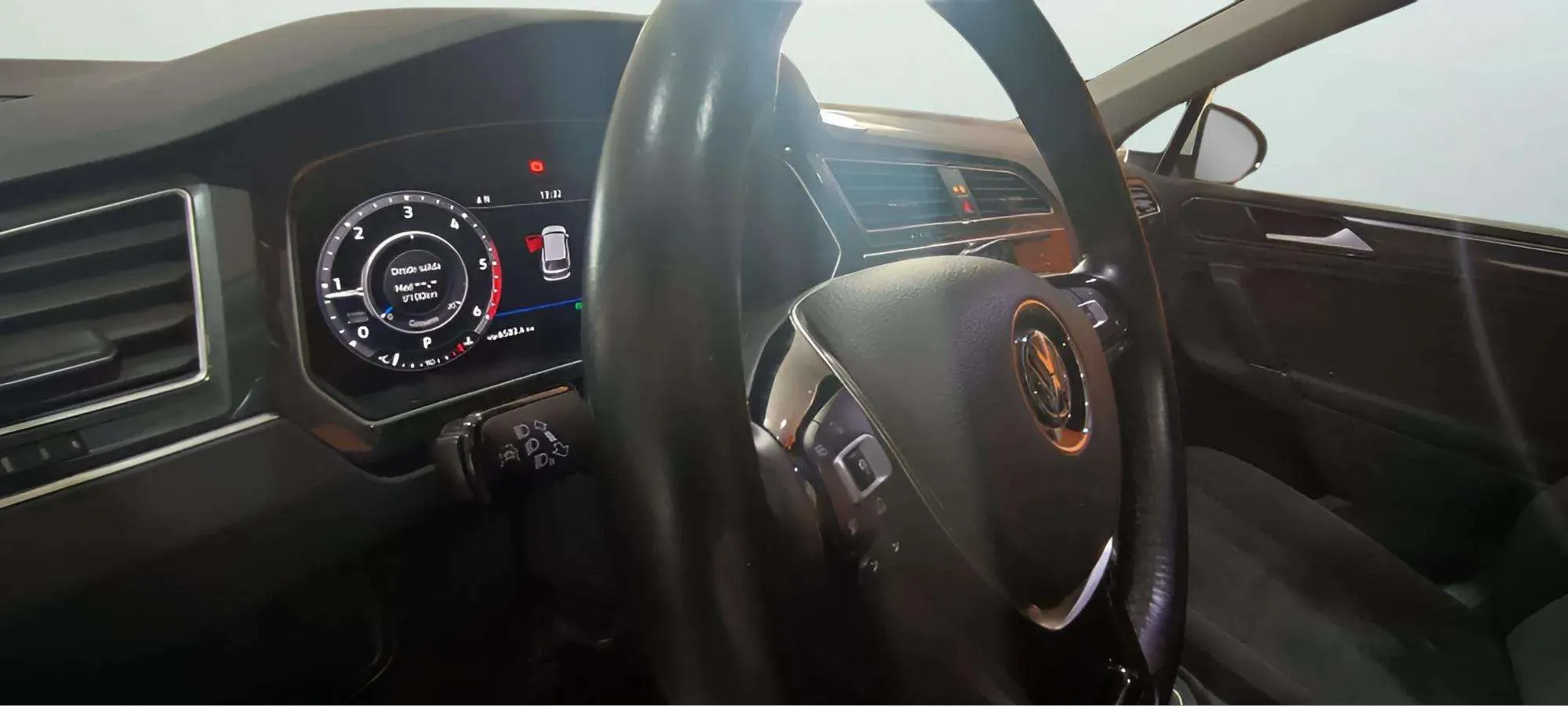 Volkswagen Tiguan Sport 2.0 TDI DSG - foto 10
