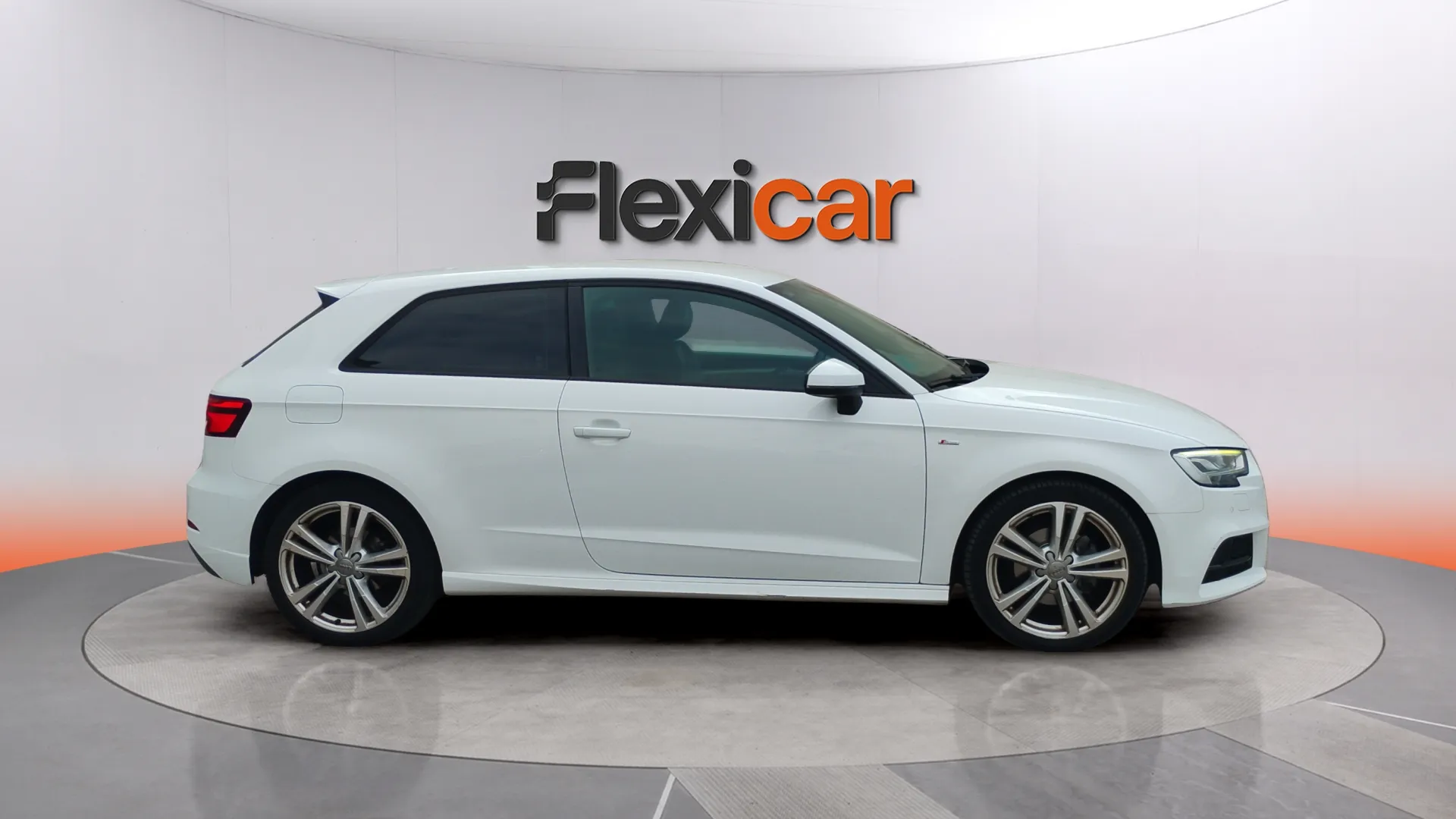 Audi A3 2.0 TDI S tronic - foto 2