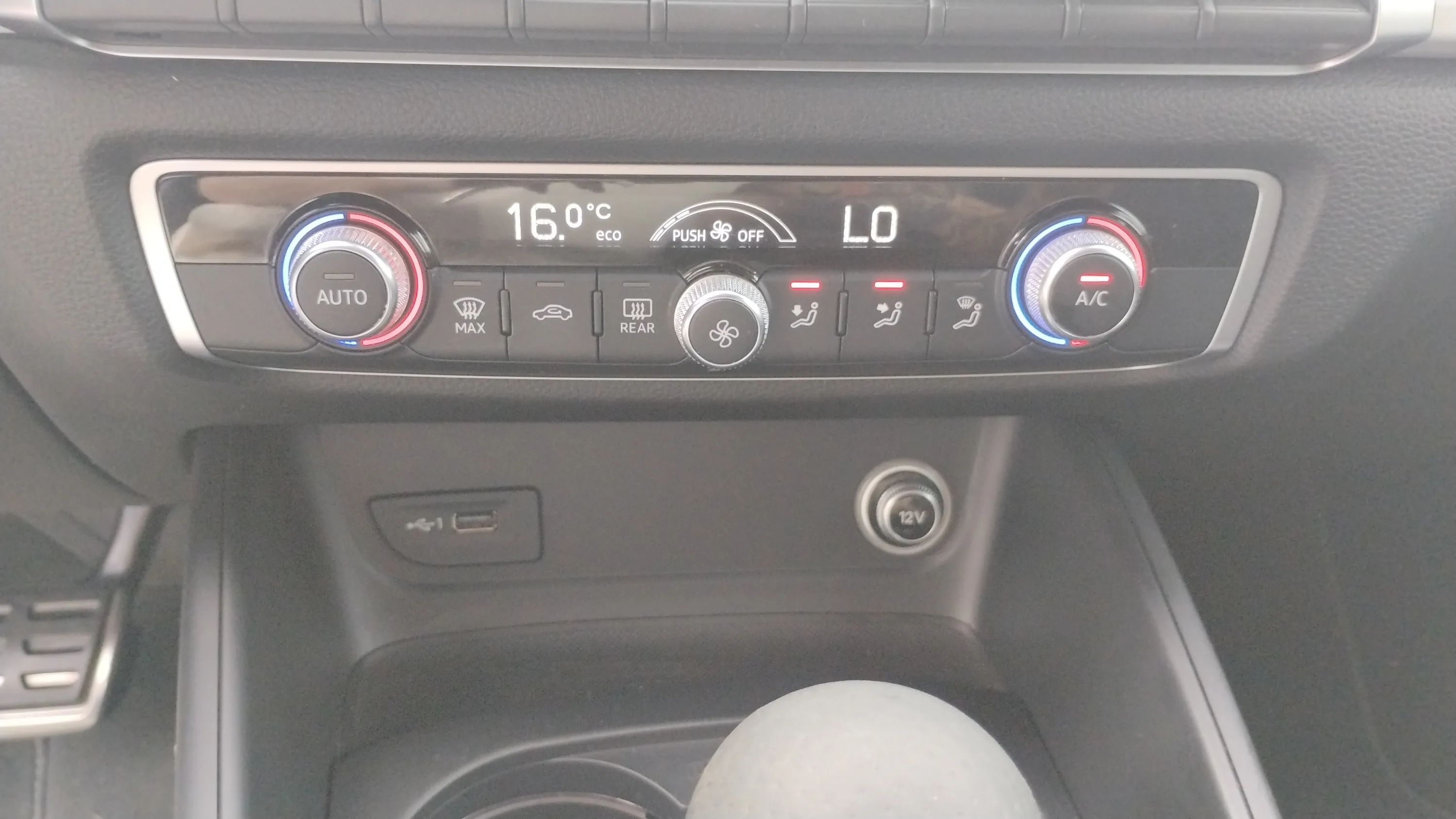 Audi A3 2.0 TDI S tronic - foto 11