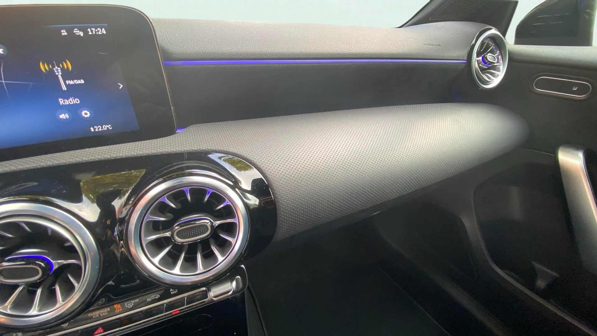 Mercedes-Benz Clase A A 250 e con tecnología híbrida EQ - foto 26