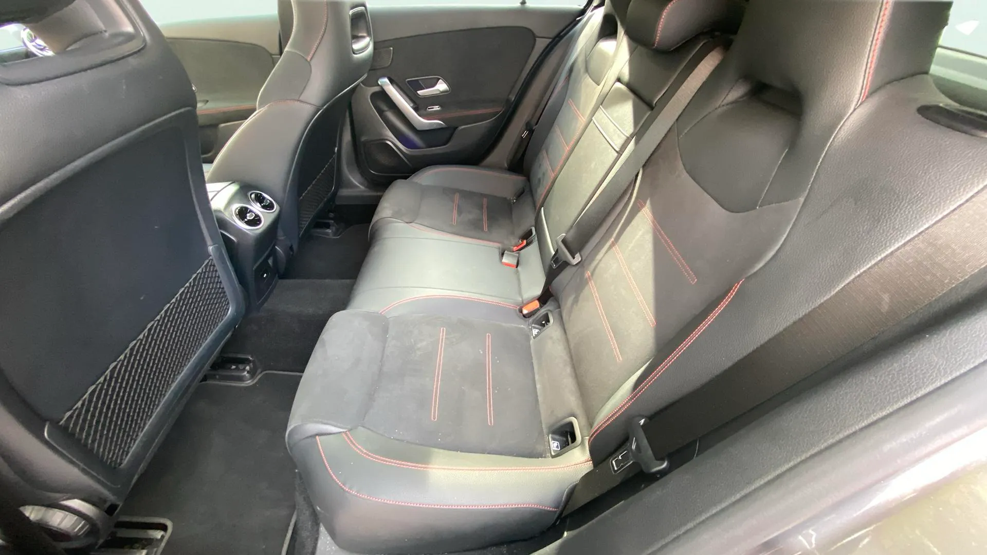 Mercedes-Benz Clase A A 250 e con tecnología híbrida EQ - foto 14