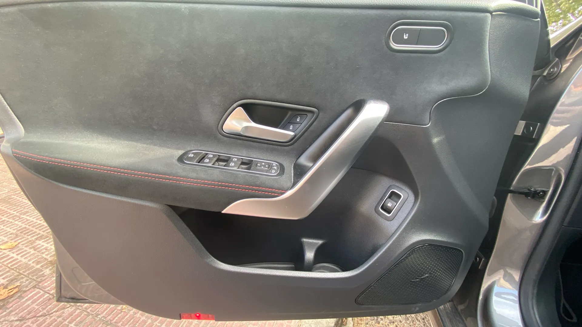 Mercedes-Benz Clase A A 250 e con tecnología híbrida EQ - foto 18