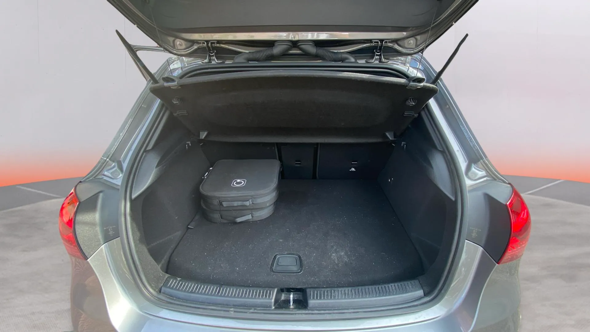 Mercedes-Benz Clase A A 250 e con tecnología híbrida EQ - foto 9