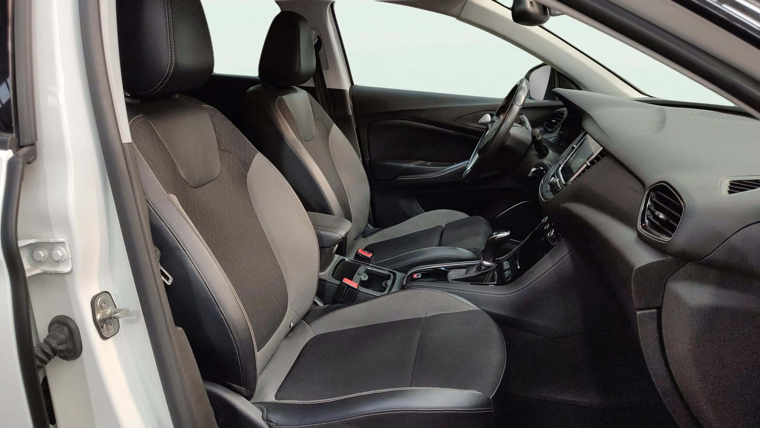 Opel Grandland 1.5 CDTi 120 Aniversario - foto 24