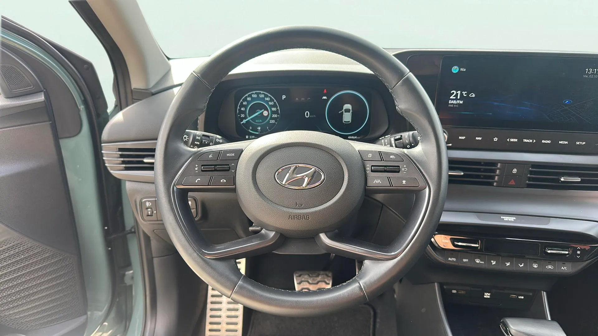 Hyundai Bayon 1.0 T-GDi 48V Tecno DCT - foto 13