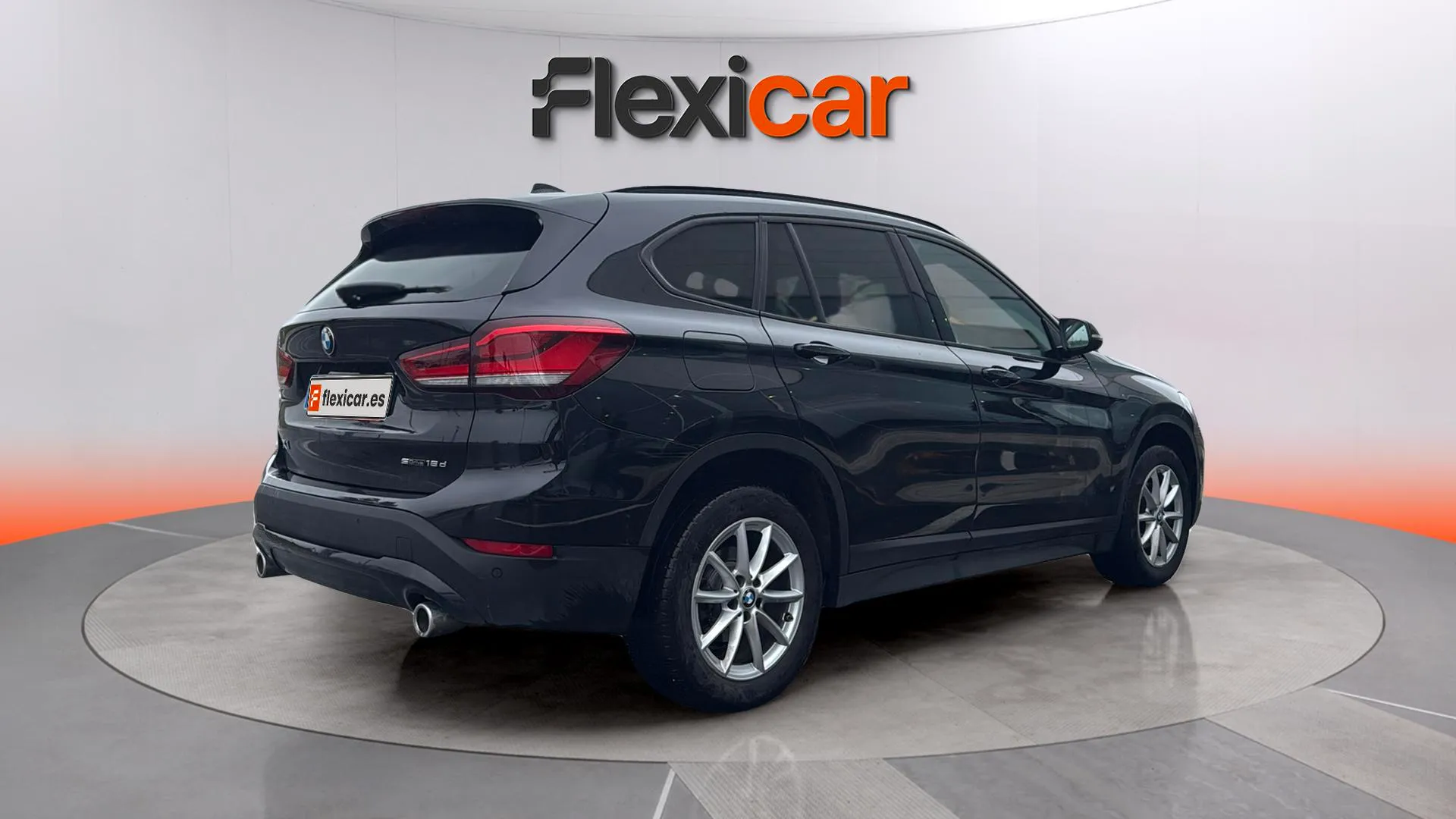 BMW X1 sDrive18d - foto 7