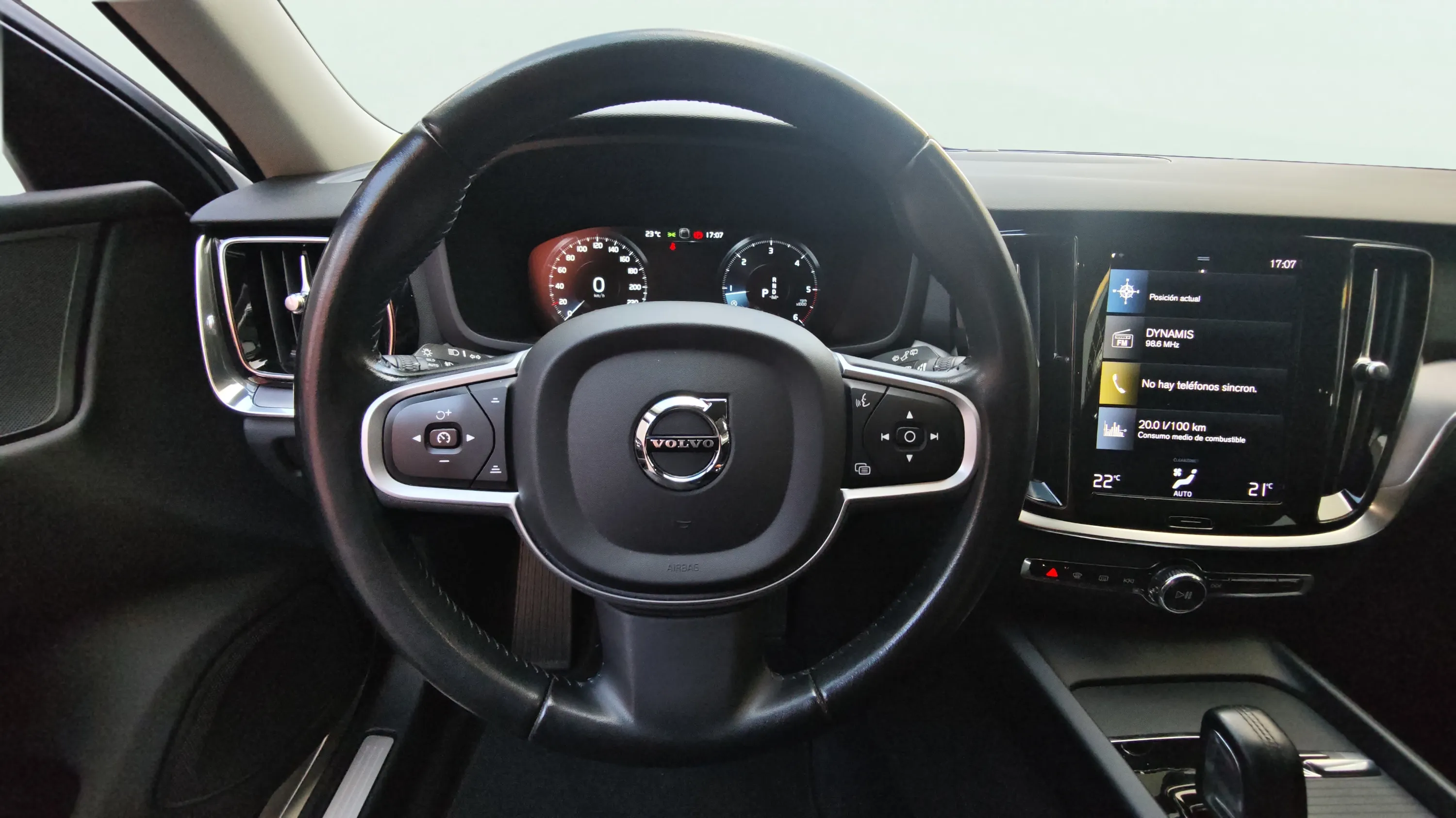 Volvo V60 2.0 B4 (D) Momentum - foto 8