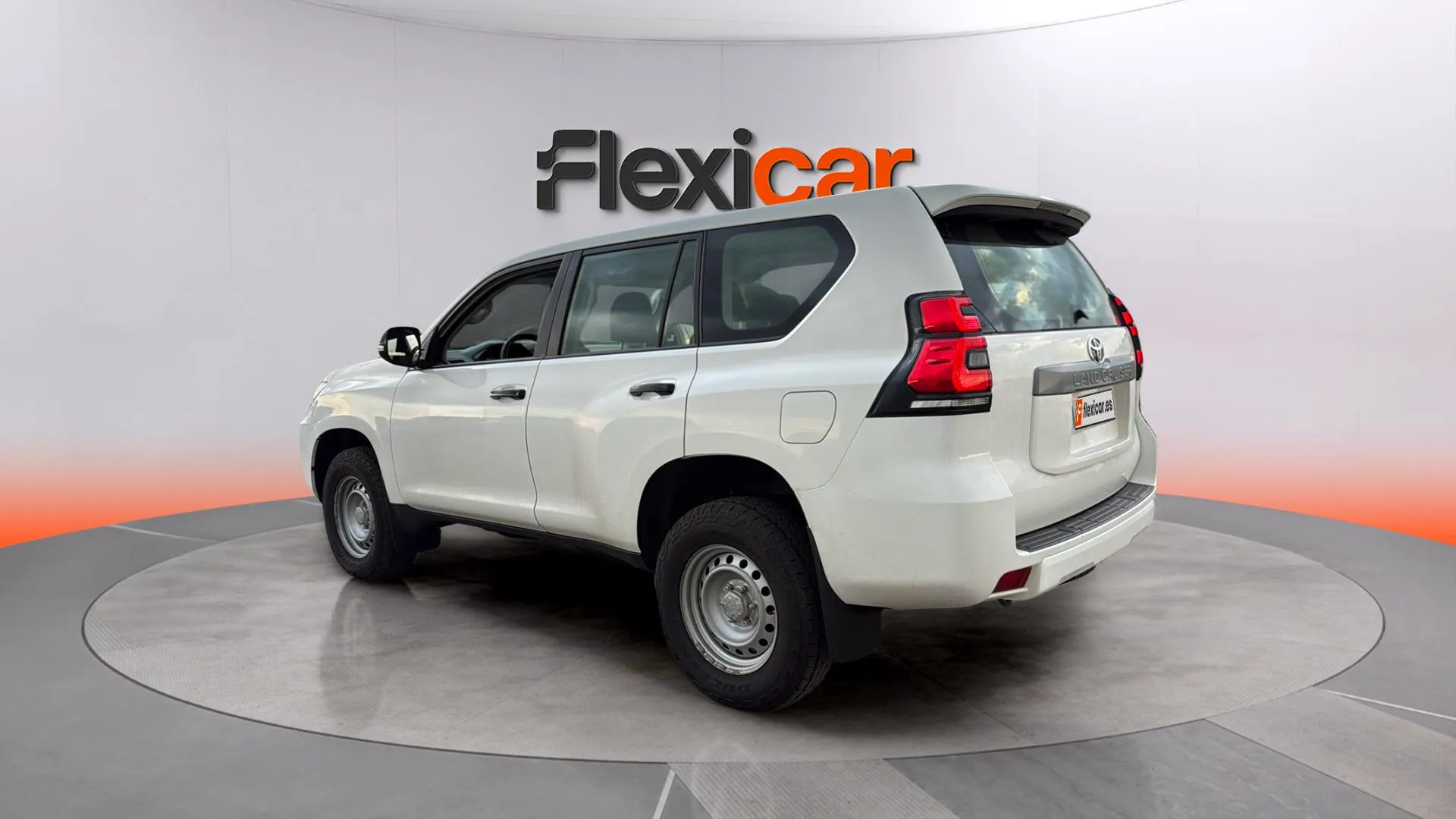 Toyota Land Cruiser 2.8 D-4D GX - foto 4