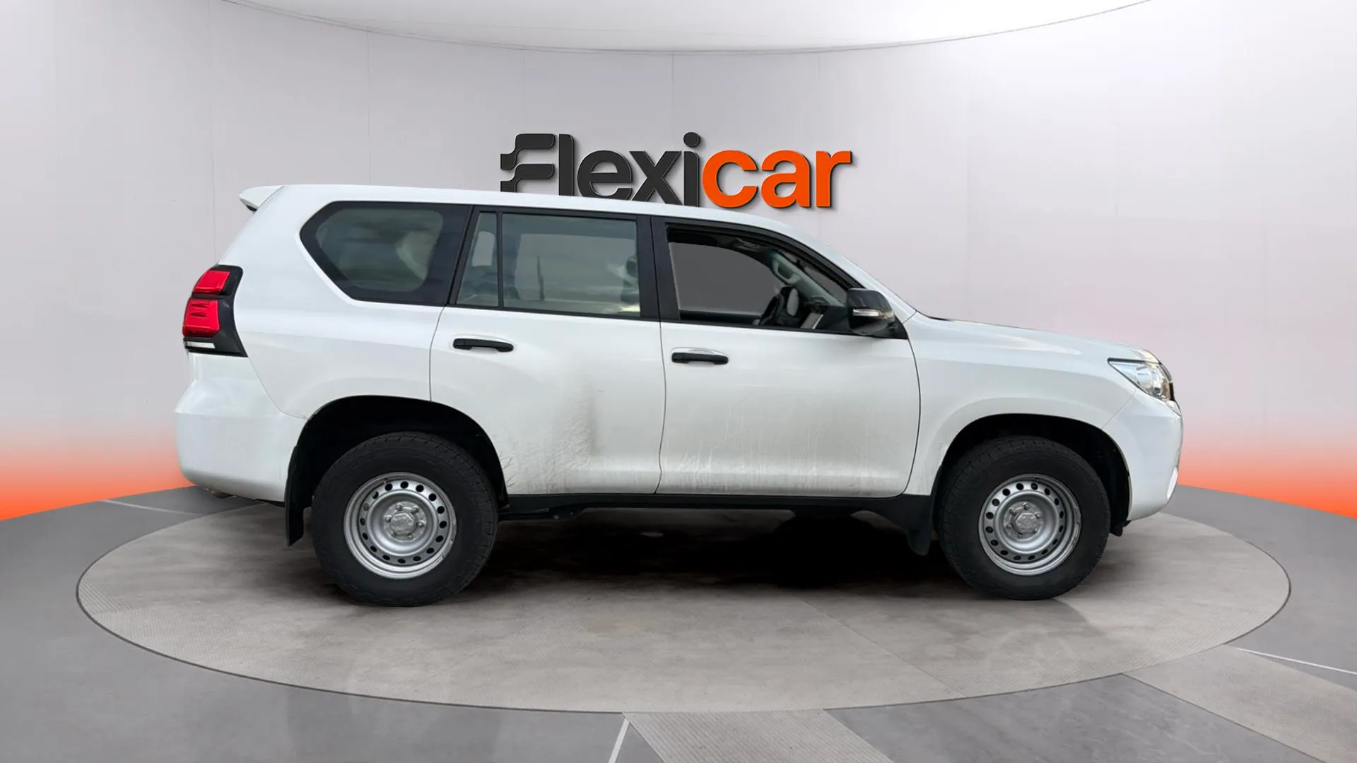 Toyota Land Cruiser 2.8 D-4D GX - foto 7
