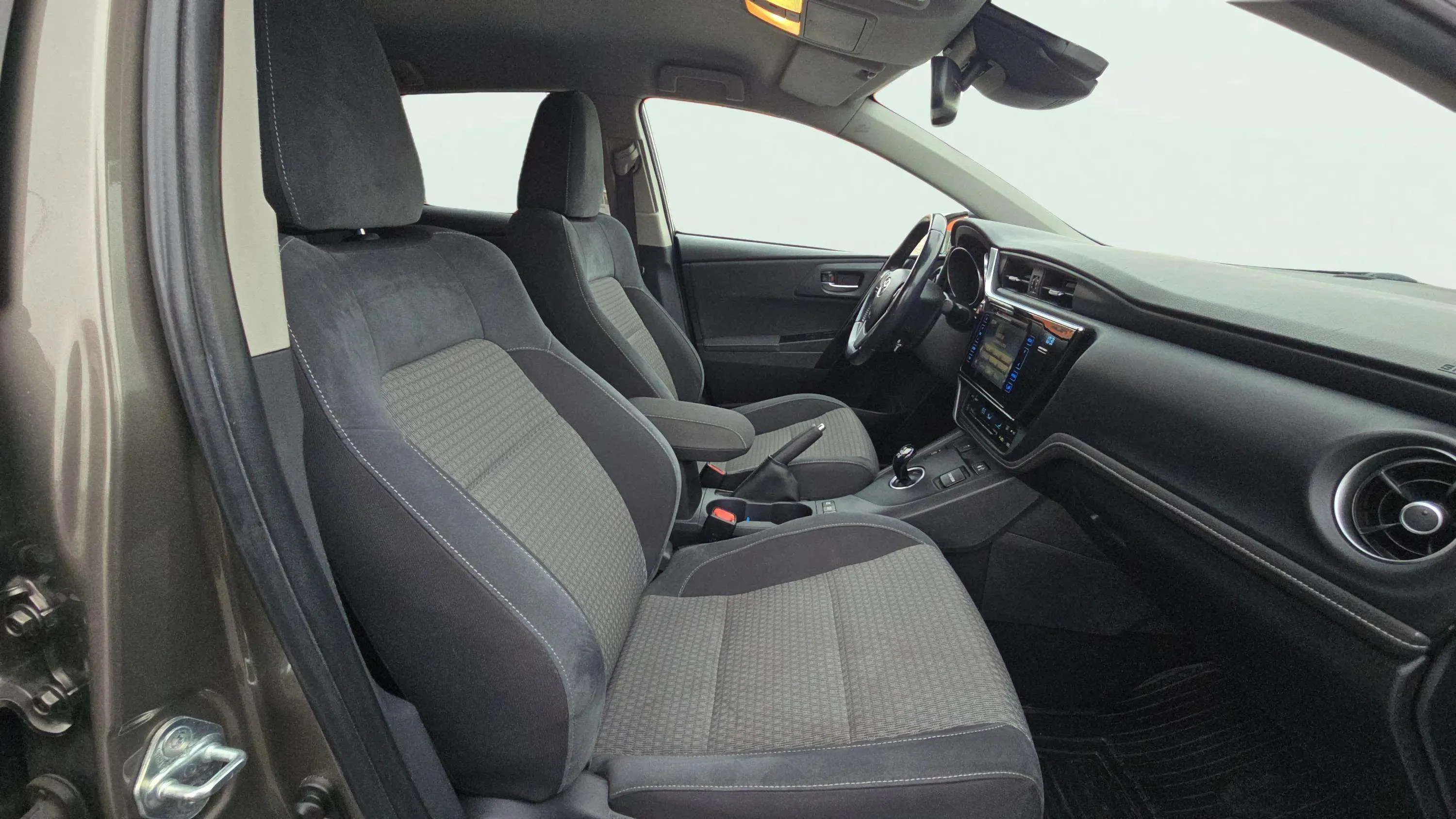 Toyota Auris 1.8 140H Hybrid Feel! Edition - foto 14