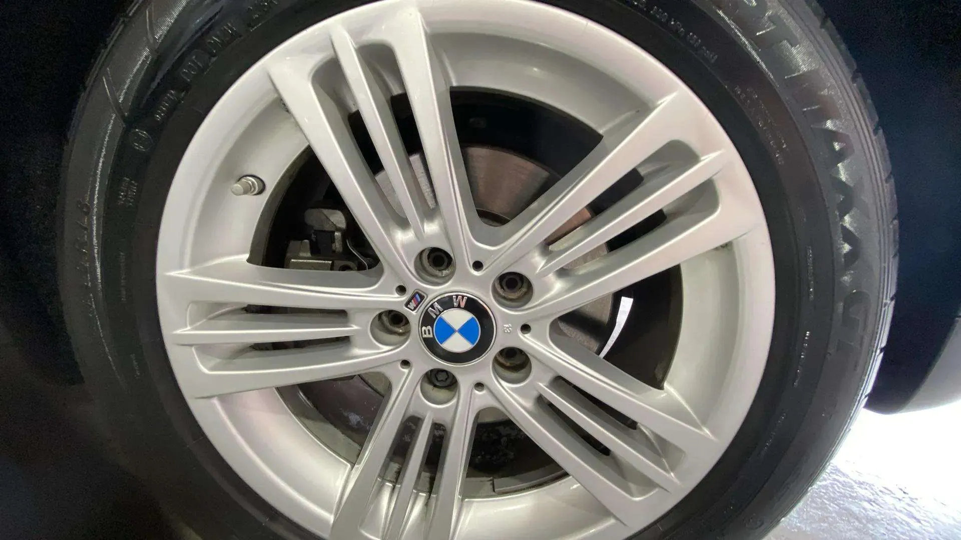 BMW X4 xDrive20d - foto 22