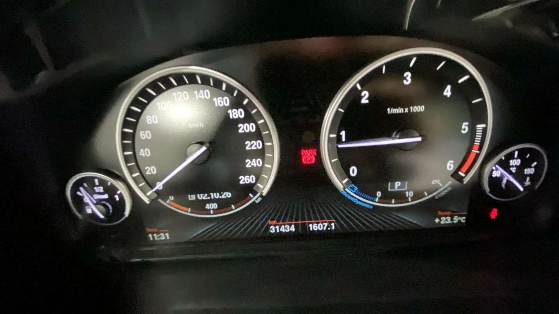 BMW X4 xDrive20d - foto 11