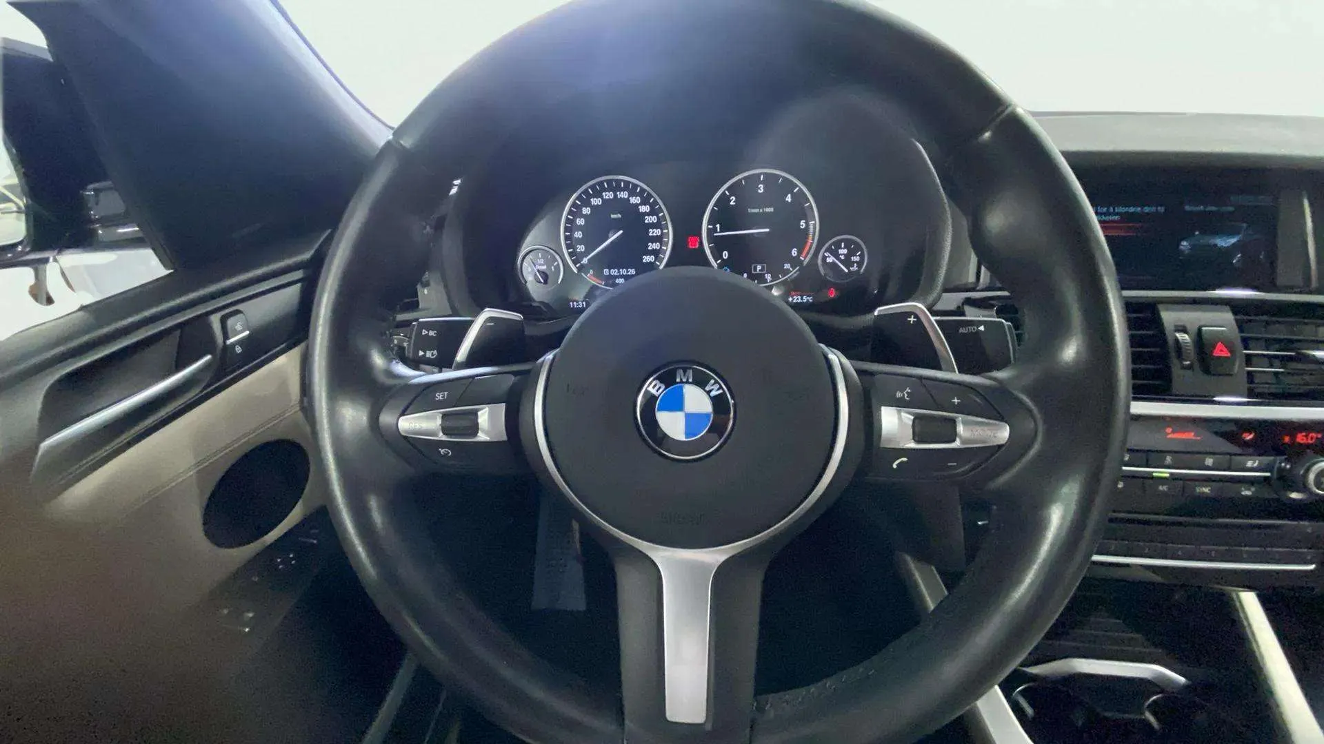 BMW X4 xDrive20d - foto 9