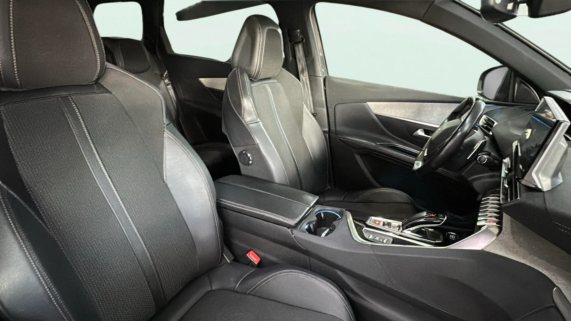 Peugeot 5008 1.5 BlueHDi GT Pack EAT8 - foto 9