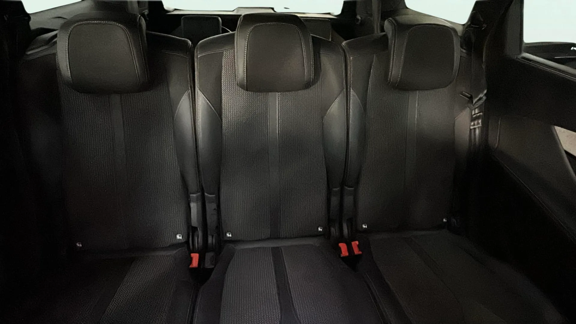 Peugeot 5008 1.5 BlueHDi GT Pack EAT8 - foto 11