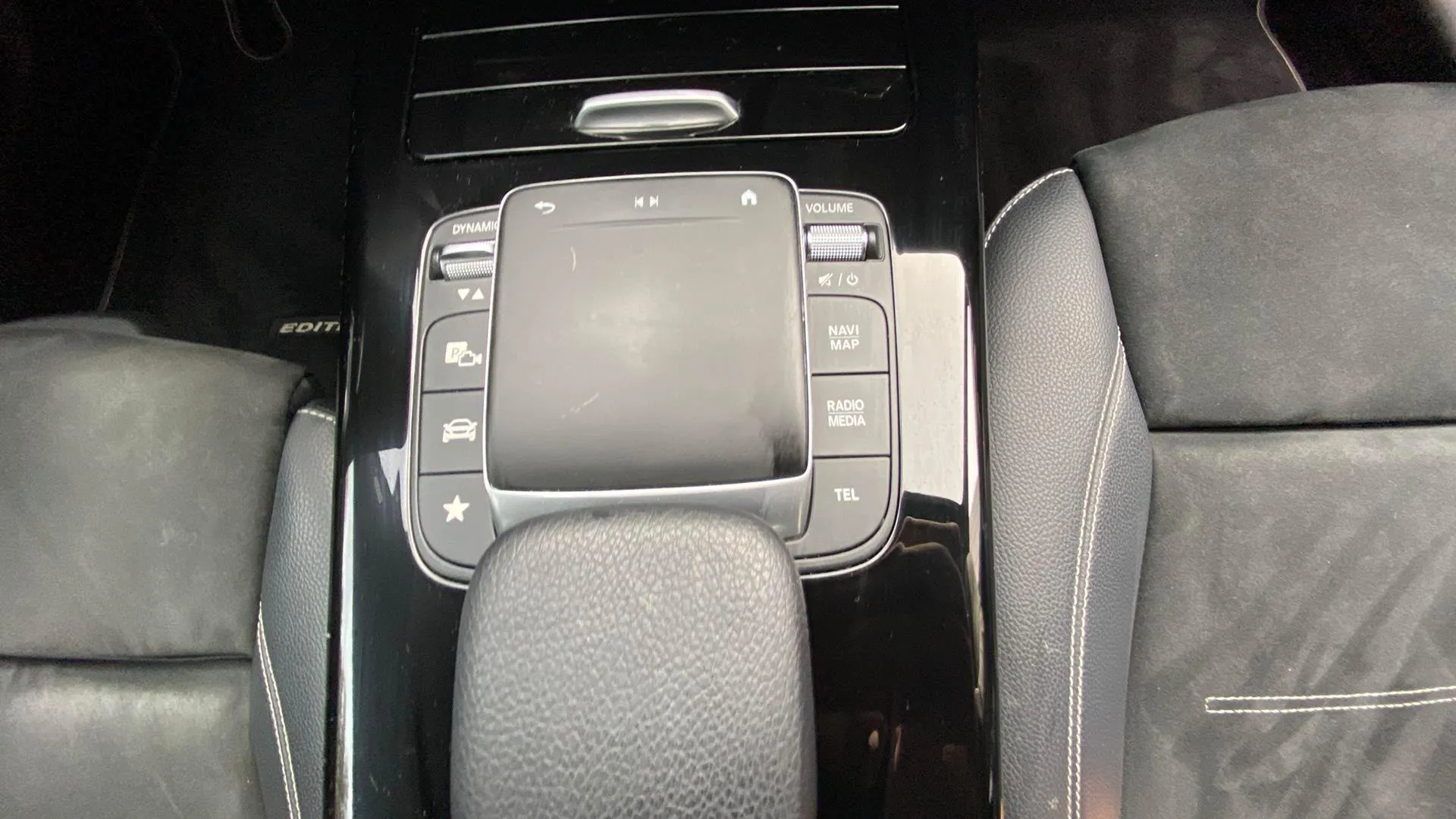Mercedes-Benz CLA 180 - foto 15