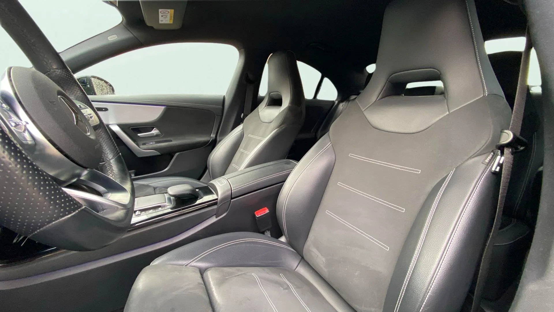 Mercedes-Benz CLA 180 - foto 19