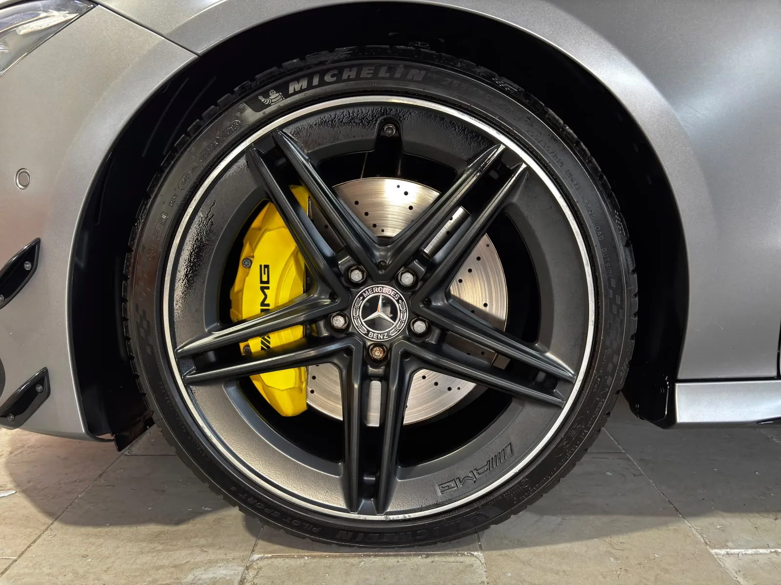 Mercedes-Benz CLA Mercedes-AMG 45 4MATIC+ Shooting Bra - foto 22