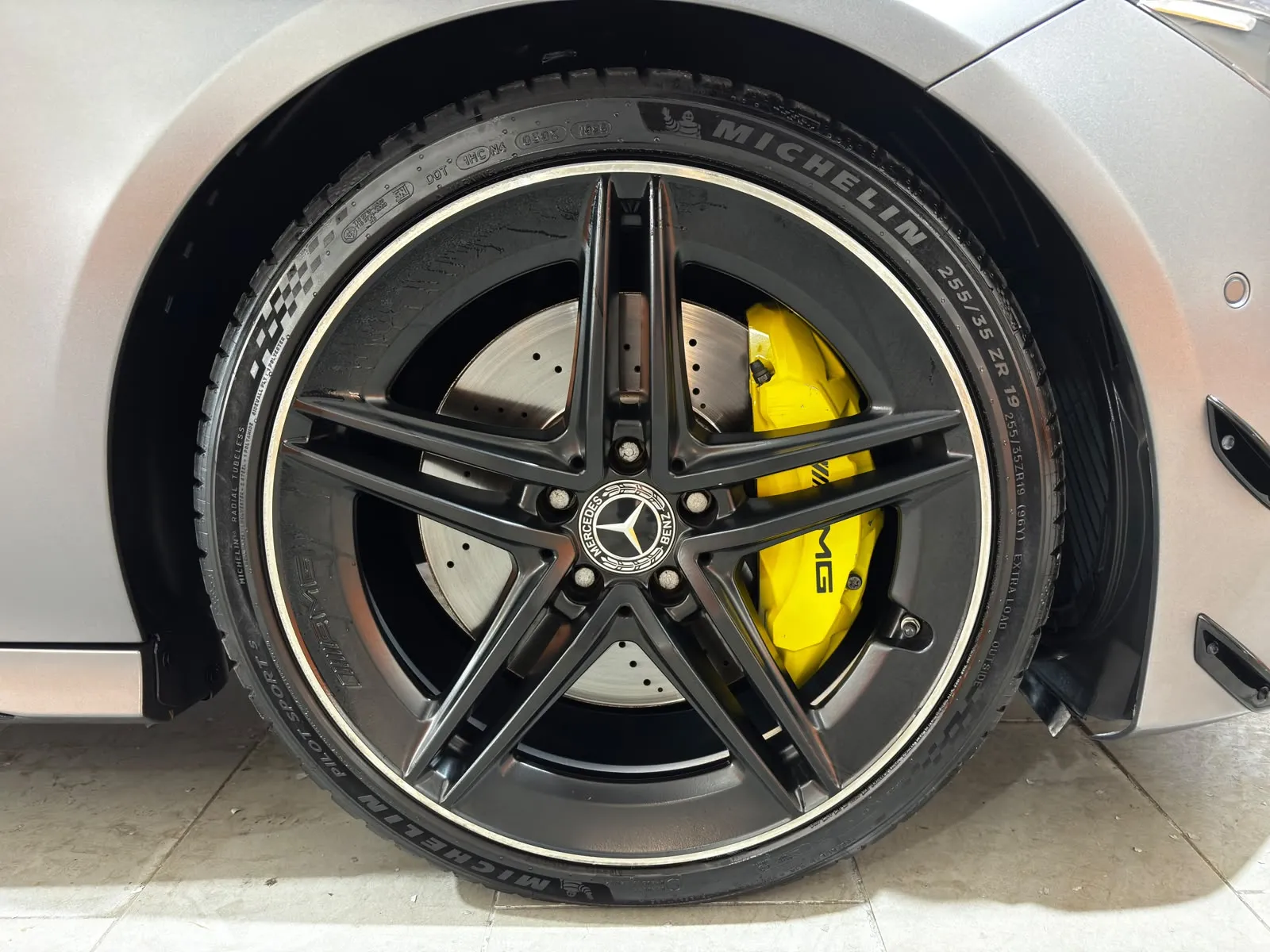Mercedes-Benz CLA Mercedes-AMG 45 4MATIC+ Shooting Bra - foto 21
