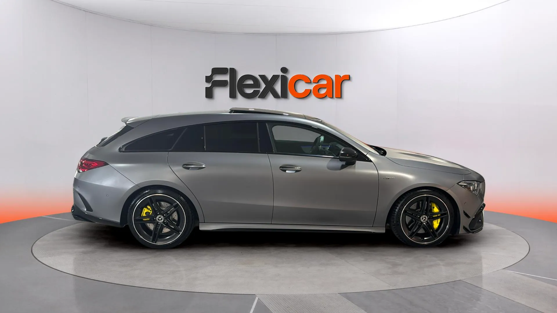 Mercedes-Benz CLA Mercedes-AMG 45 4MATIC+ Shooting Bra - foto 7