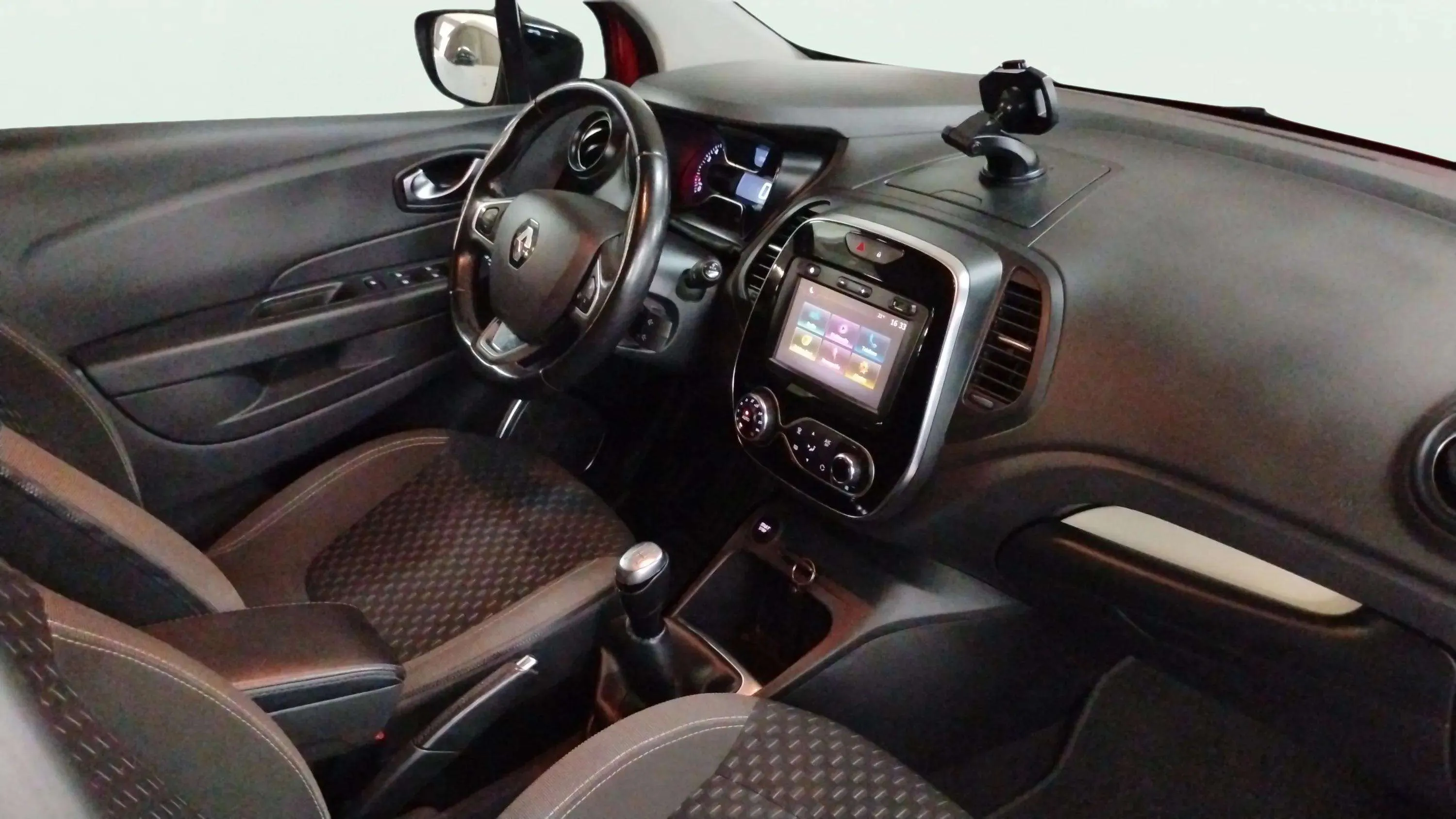 Renault Captur Intens Energy TCe -18 - foto 8